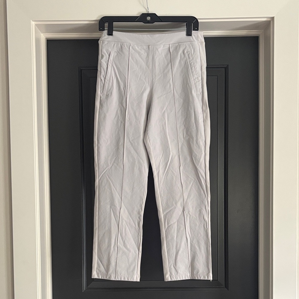 Athleta Women's White Capris